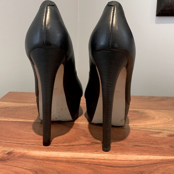 Black platform stilettos- Steve Madden! WORN ONCE - Picture 3 of 6